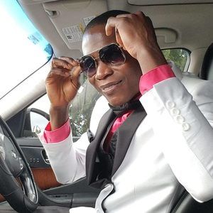 Meet your Posher, Annias